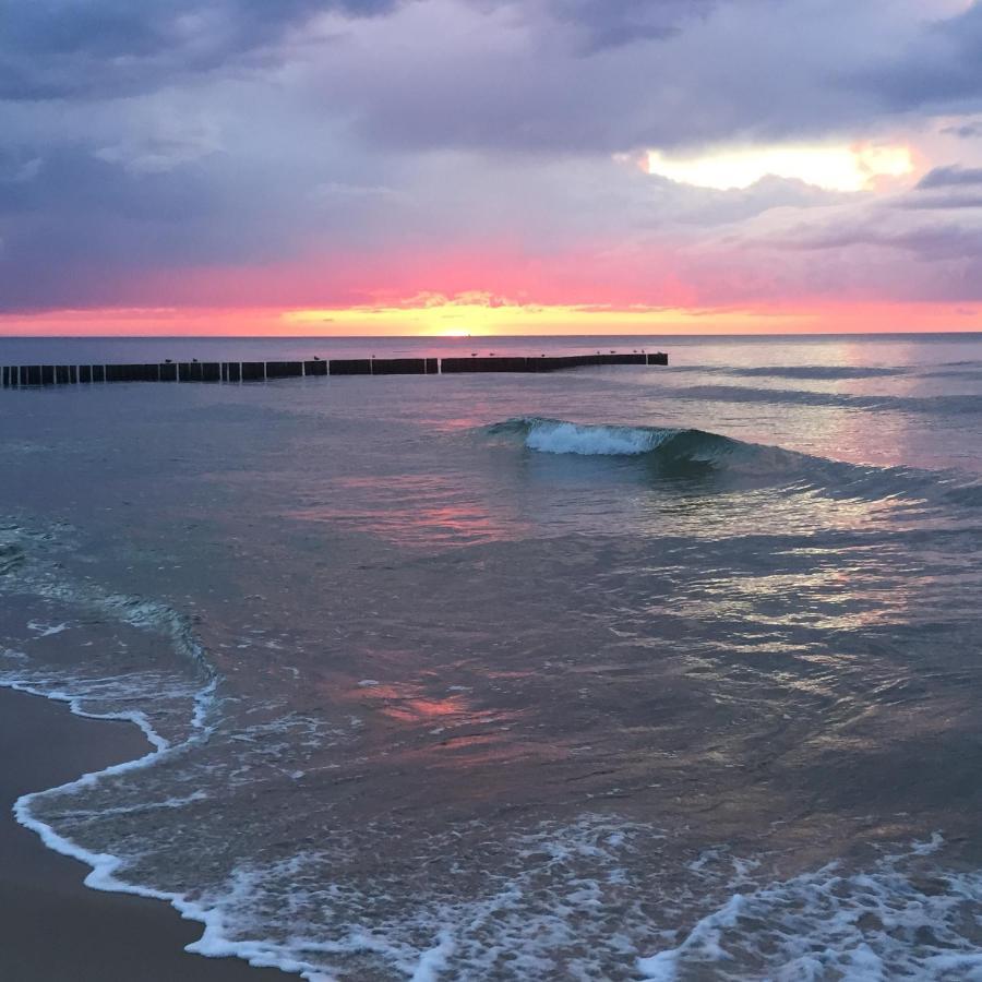 Domki Alex Przy Plazy Dziwnowek Bagian luar foto